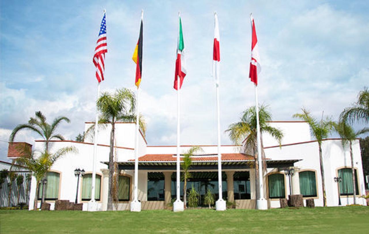 Hotel Ecce Inn&Spa Silao Exterior foto The International Center for Leadership in Education